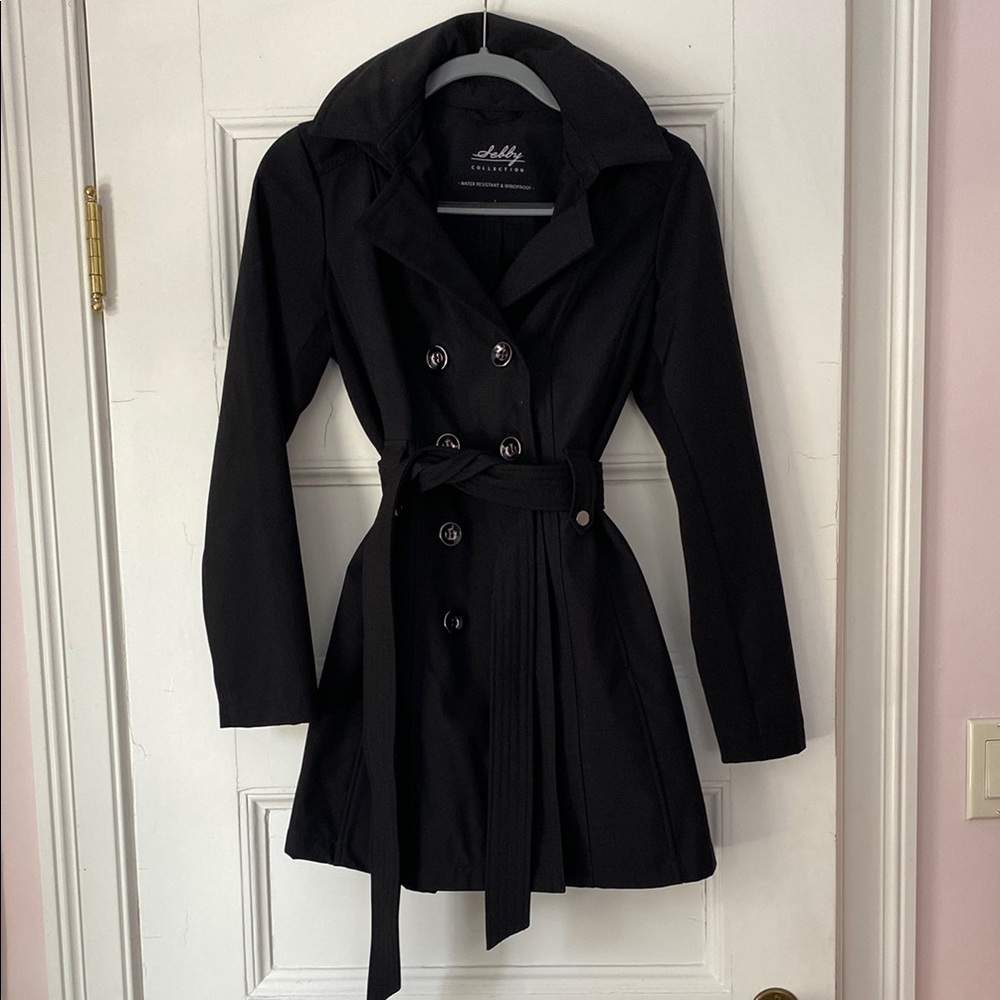 Sleek Black Double-Breasted Women's Coat